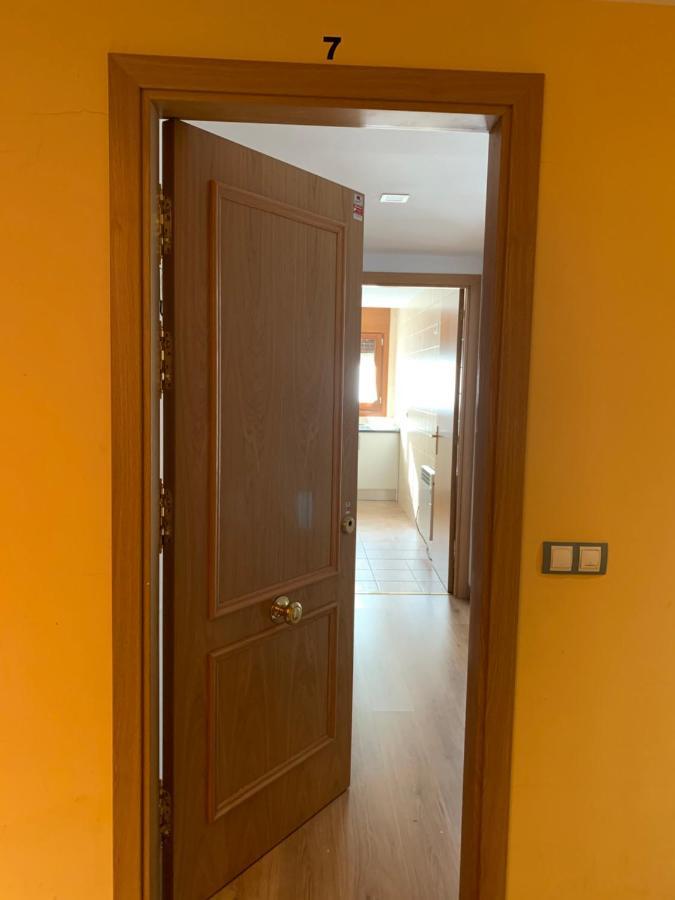 Piso Victoria Apartment Guardiola de Berga Ngoại thất bức ảnh