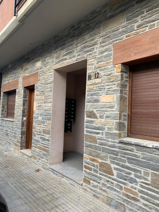 Piso Victoria Apartment Guardiola de Berga Ngoại thất bức ảnh